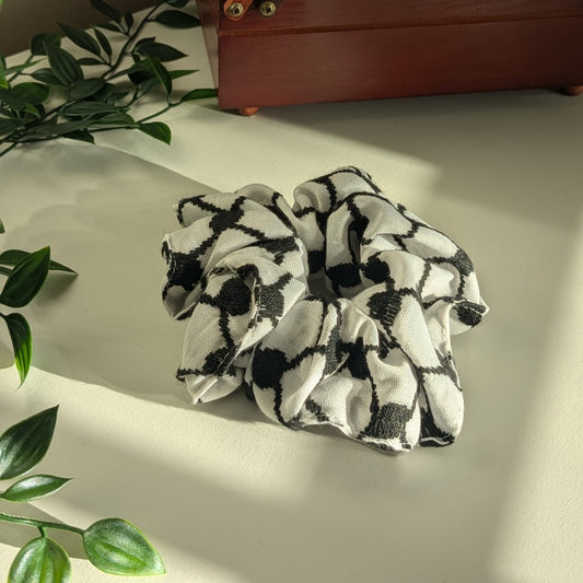 Keffiyeh Embroidered Scrunchies